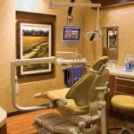 Exam room at Eisin Periodontics & Implant Dentistry