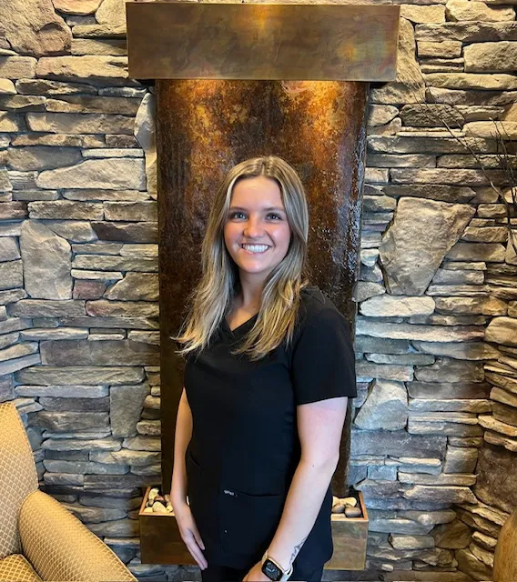 Mackenzie – Office Assistant/Rover
